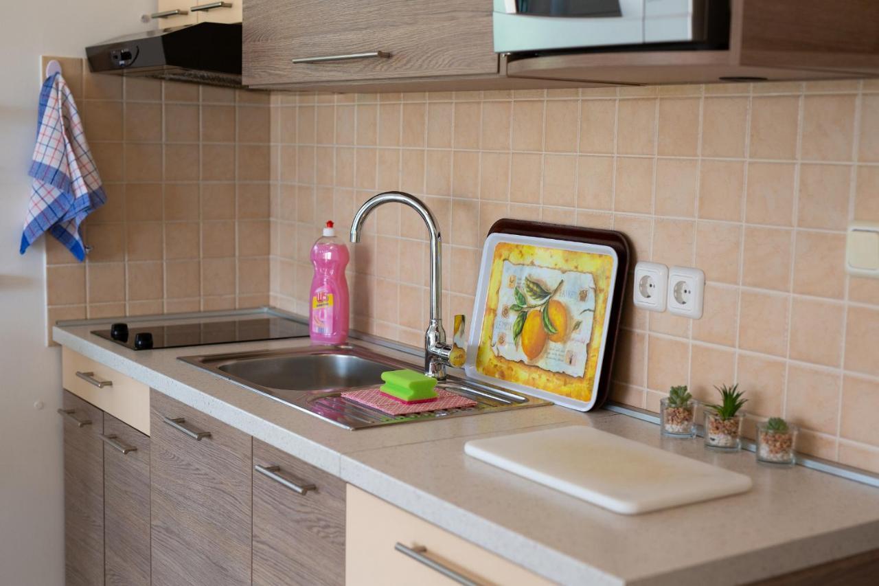 Apartments Ivica Krk Island Шіло Екстер'єр фото