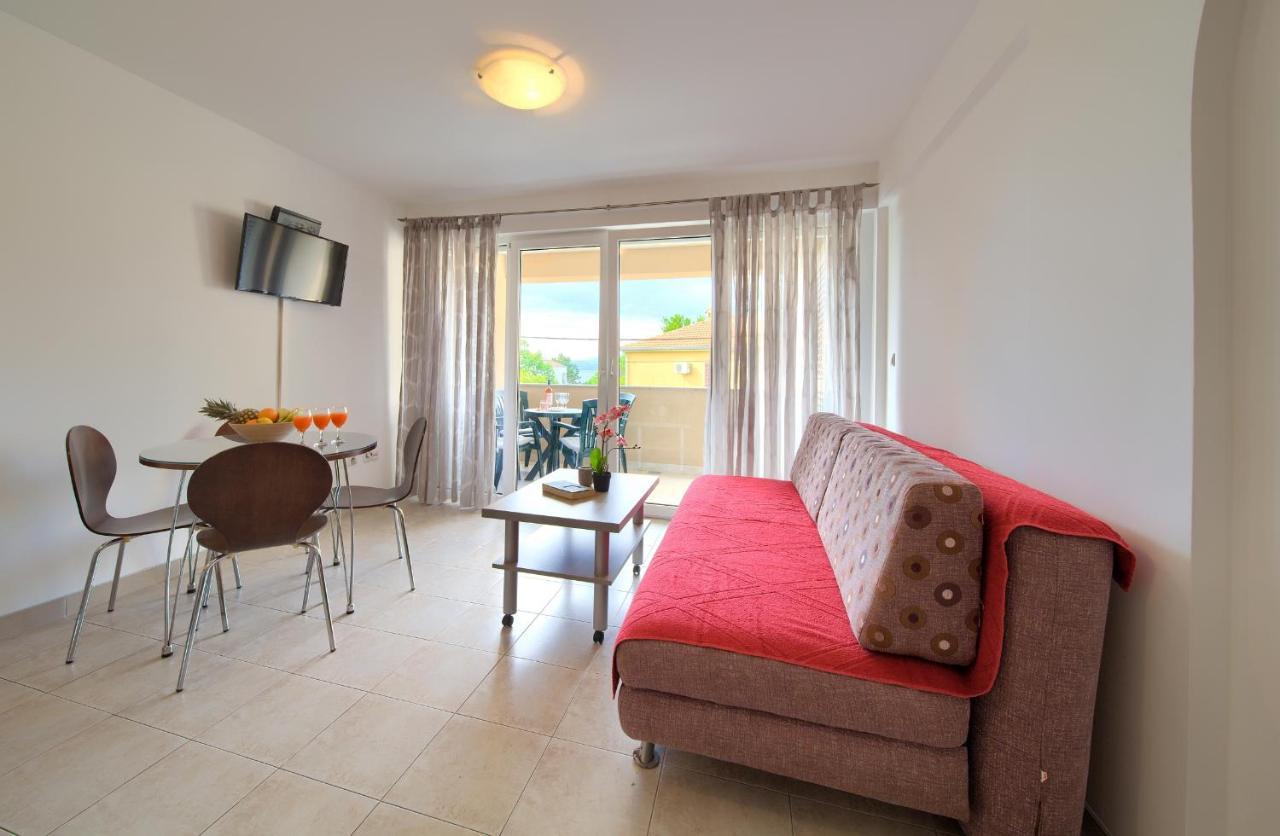 Apartments Ivica Krk Island Шіло Екстер'єр фото